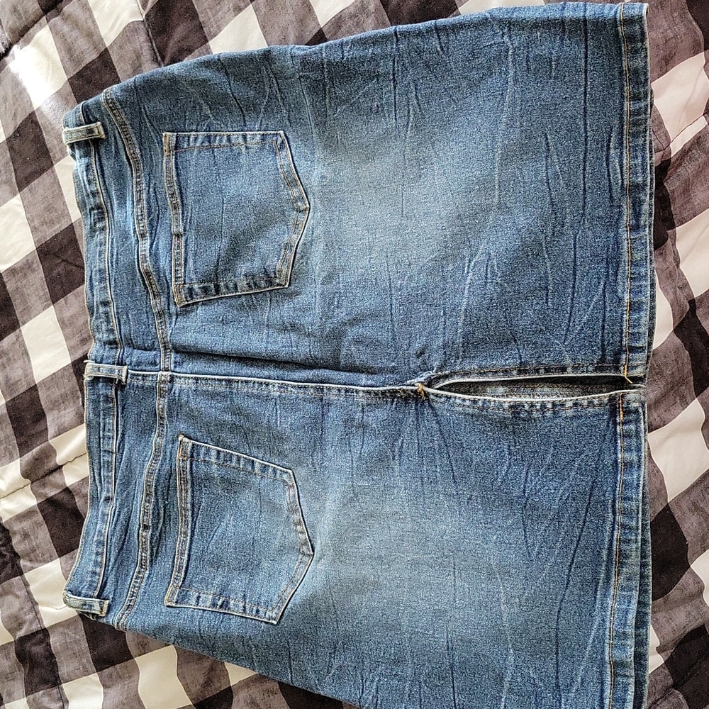 AC 3998 Denim Skirt Size 13
